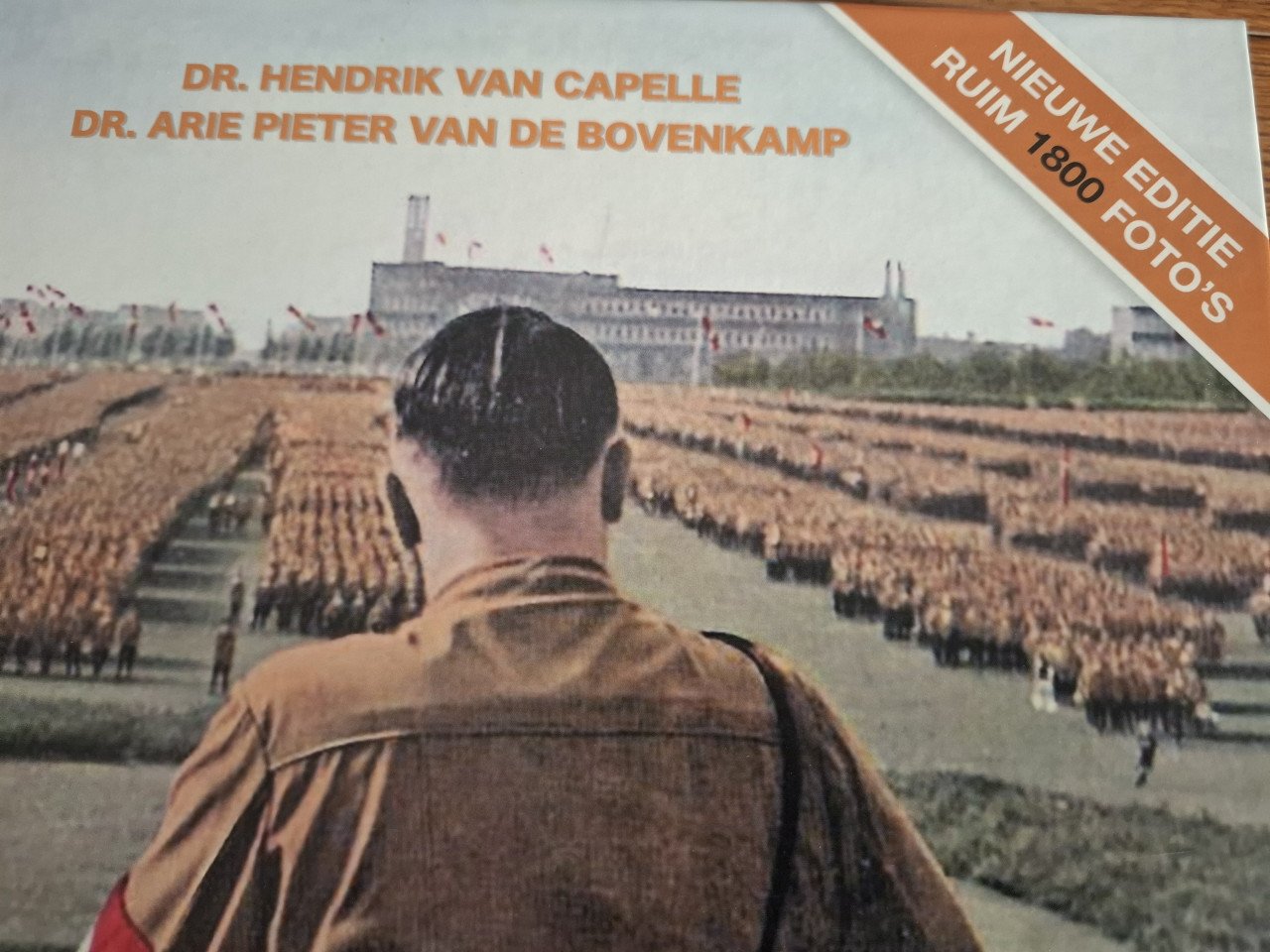 2 boeken over Hitler