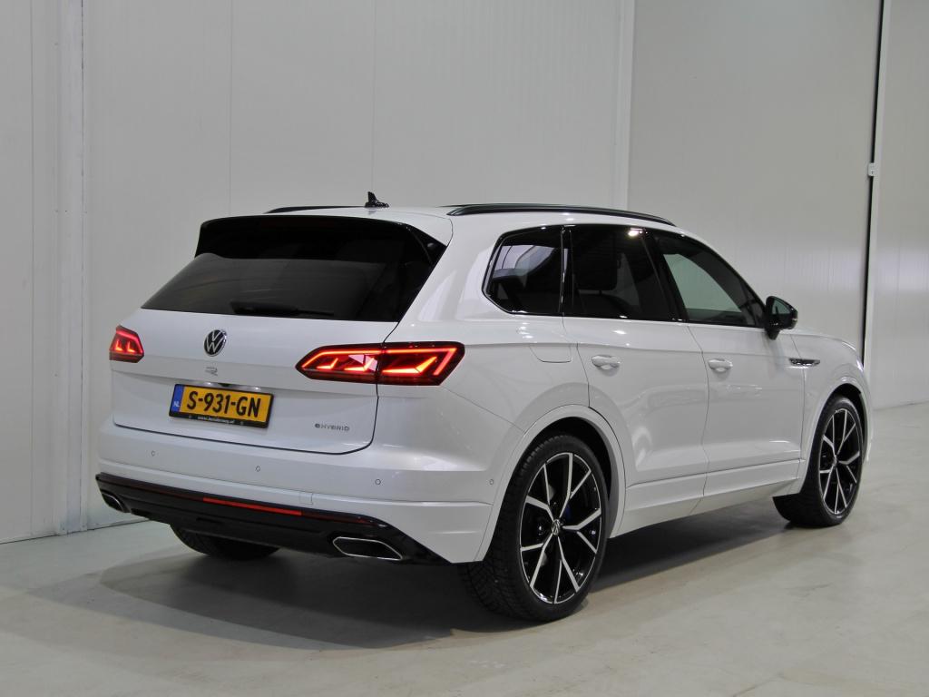 Volkswagen Touareg r 3.0 tsi ehybrid 462pk | full option