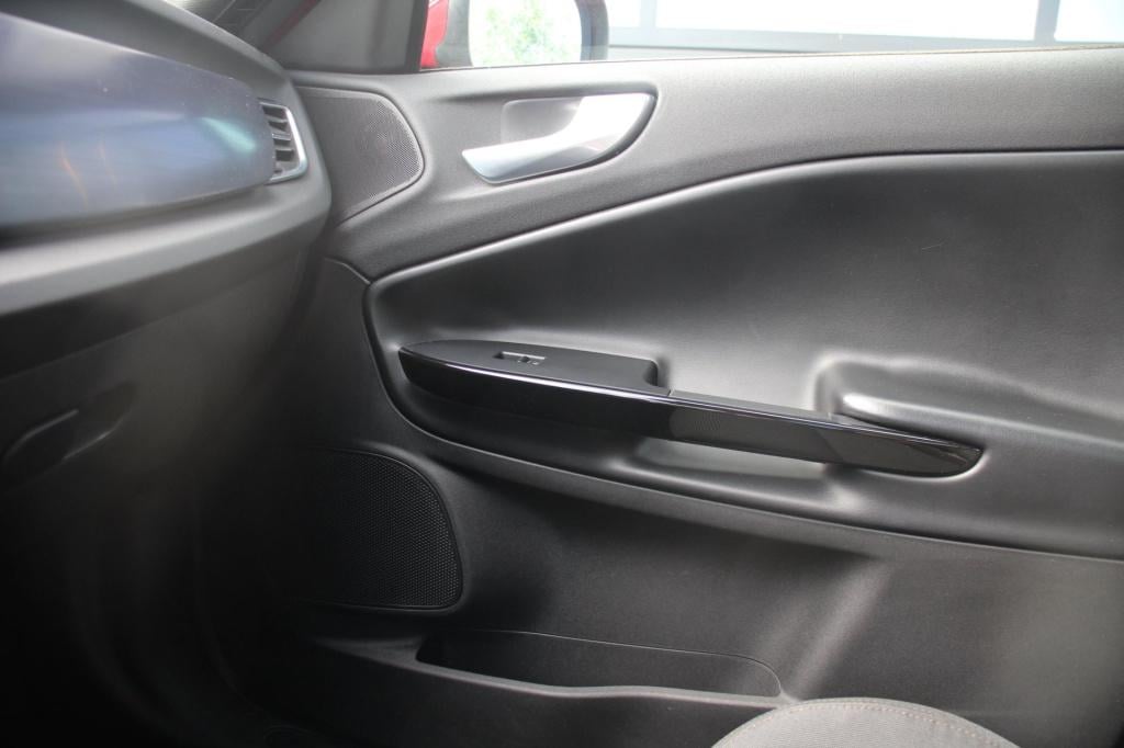 Alfa Romeo Giulietta 1.4 turbo turismo -170 pk - trekhaak - panoramadak - p