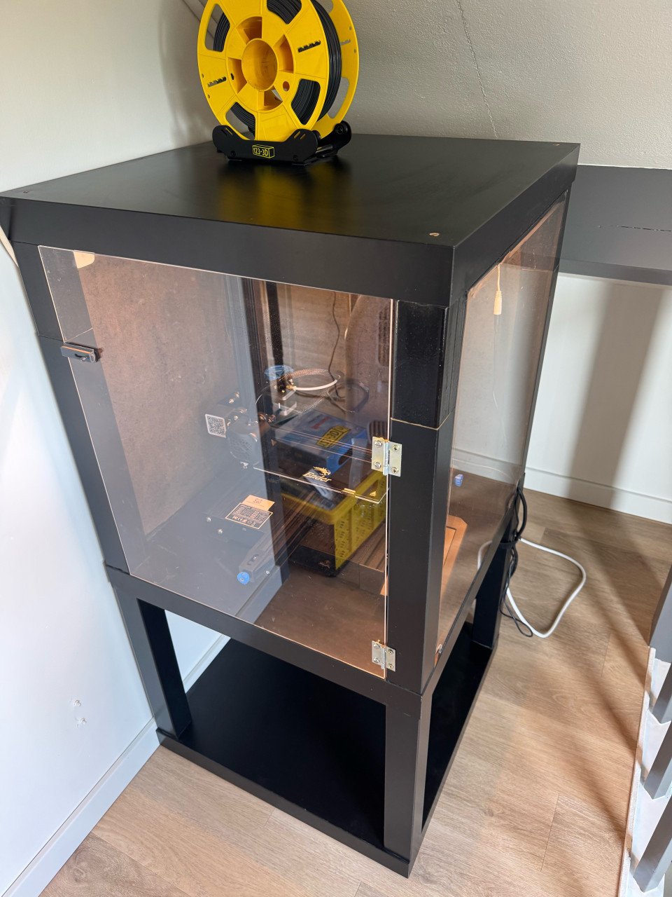 Ender 3 v2 3D-printer + behuizing