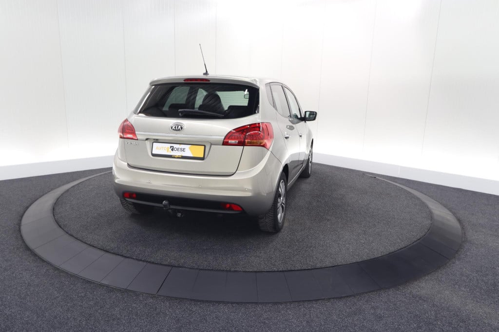 Kia Venga 1.6 cvvt summer edition | trekhaak | camera | navigatie