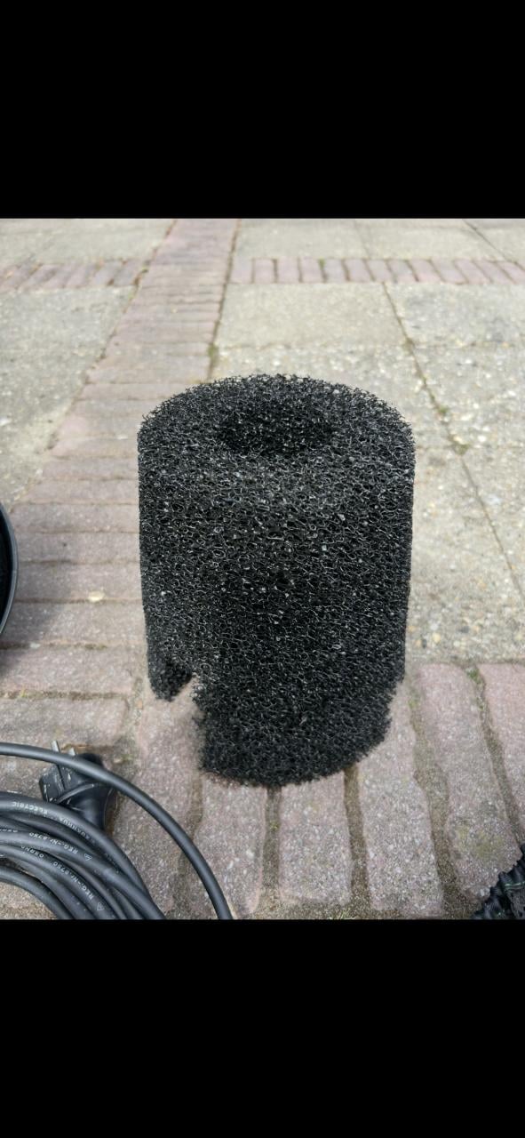 Te koop velda floating drijvend vijverfilter en 2500 lpu zuinige pomp