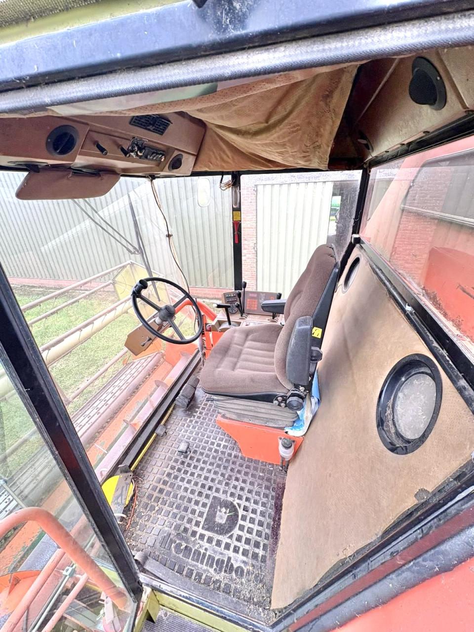 Dronningborg D 8000 S Combine