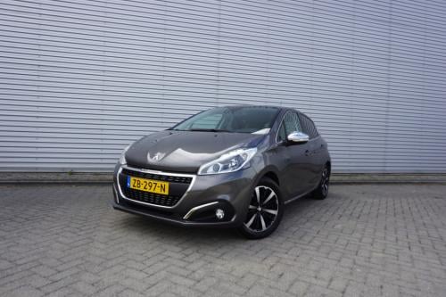 Peugeot 208 1.2 puretech tech edition climate / navi / cruise / camera / pd