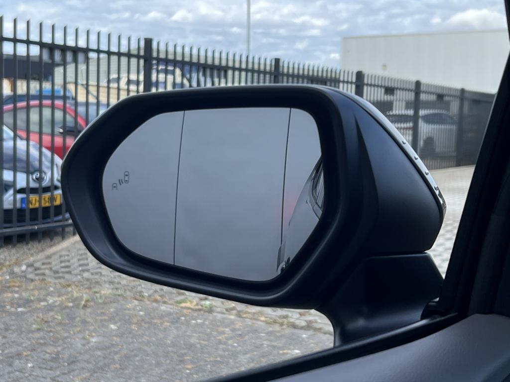Toyota Yaris Cross 1.5 hybrid executive | 360 camera | elec. klep | stuurve