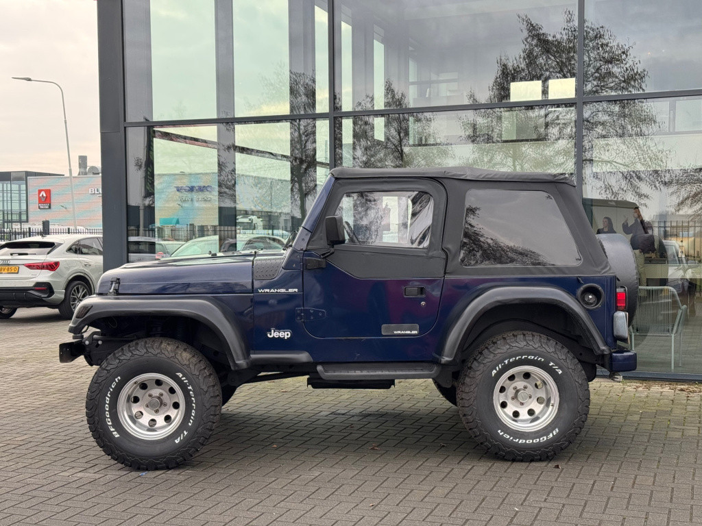 Jeep Wrangler 2.5i softtop + hardtop