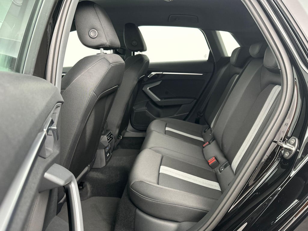 Audi A3 sportback pro line 30 tfsi 85 kw / 116 pk sportback 7 versn.
