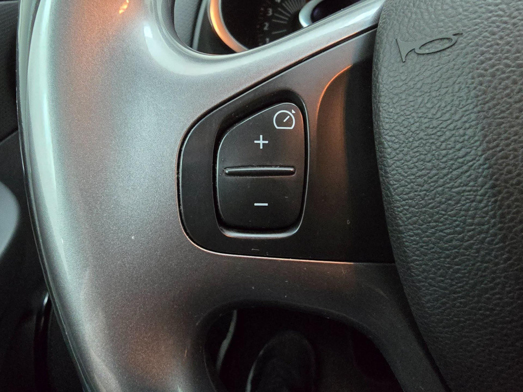 Renault Clio 0.9 tce met cruisecontrol en trekhaak | tweedehands renault cl