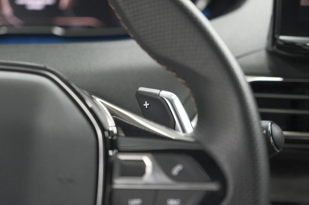 Peugeot 3008 puretech 130 eat8 gt black pack | camera | adaptieve cruise co