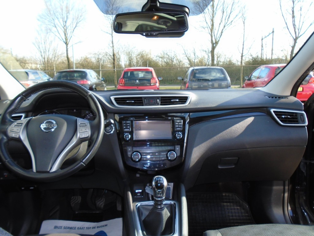 Nissan Qashqai 1.2 n-connecta