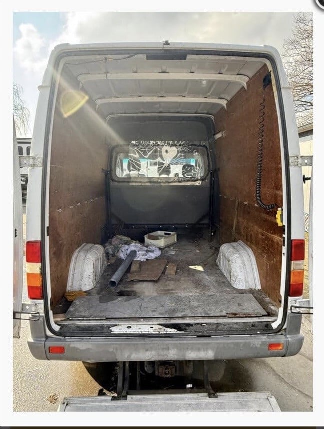 Mercedes Sprinter 7 persoons verhuis- of vakantiebus te huur
