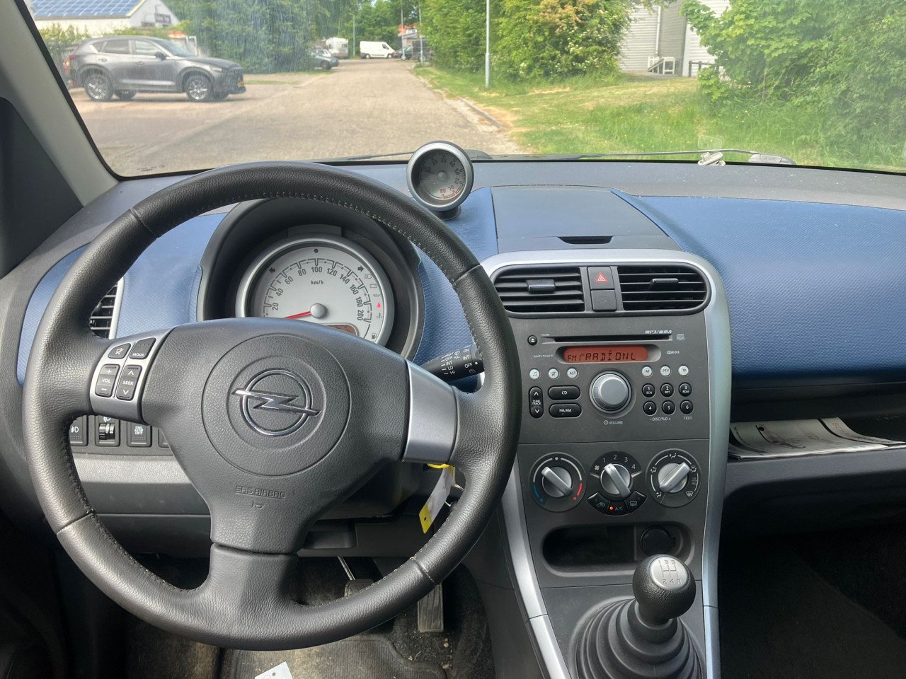 Opel Agila 1.0