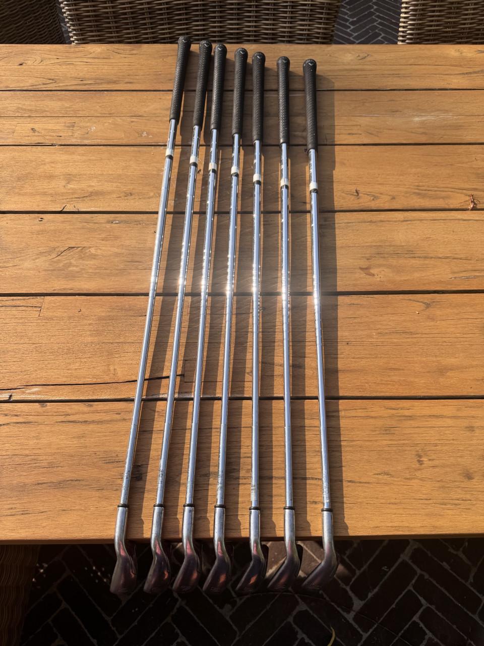 Complete Callaway golfset met verlegde shafts (incl. tas)