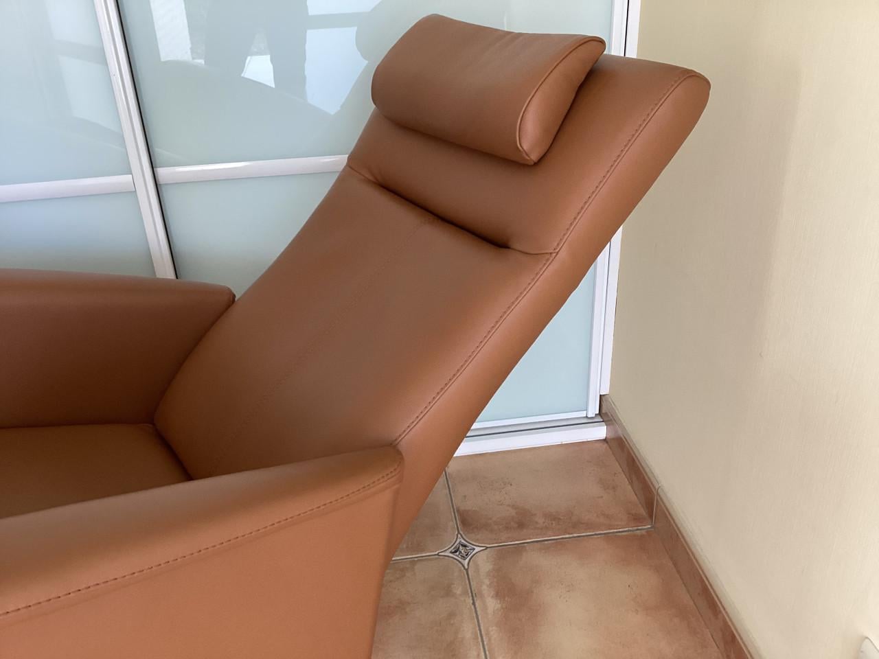 Prominent elektrische sta-op stoel  ACCU Toscana(showroomstaat)nieuw!