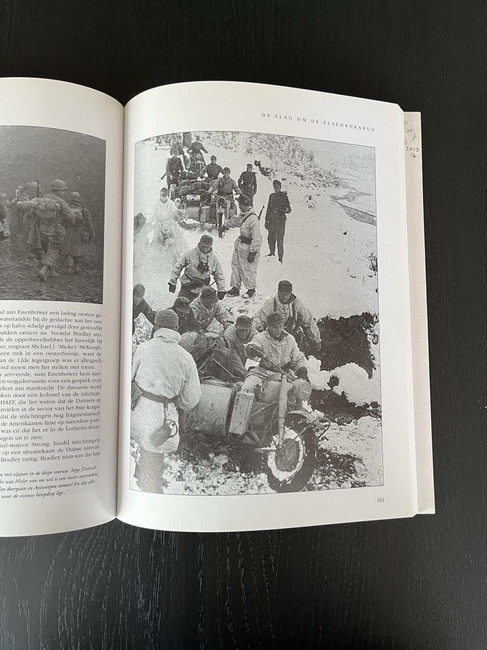 De Slag om de Ardennen -Robin Cross