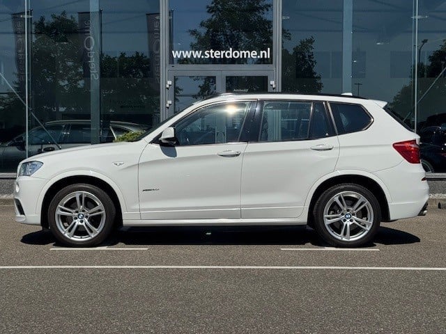BMW X3 xdrive20i high executive l m line sportpakket l panoramadak l leder 