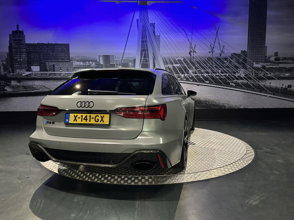 Audi Rs6 avant tfsi quattro *keramisch*hud*b&o*dynamic plus*