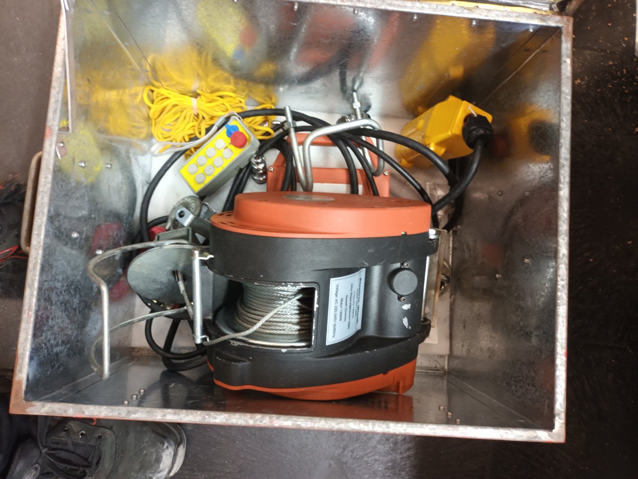 Goed werkende.electrische lier