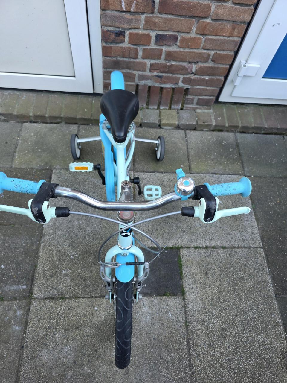 Mooi en goed werkend meisjes fietsje BTWIN-16Inch-4 -6 jaar