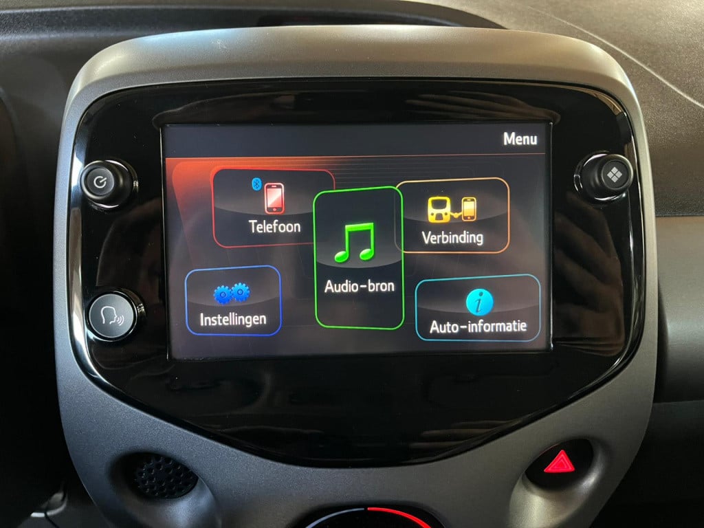 Toyota Aygo 1.0 vvt-i x-first cabriodak, apple carplay, achteruitrijcamera
