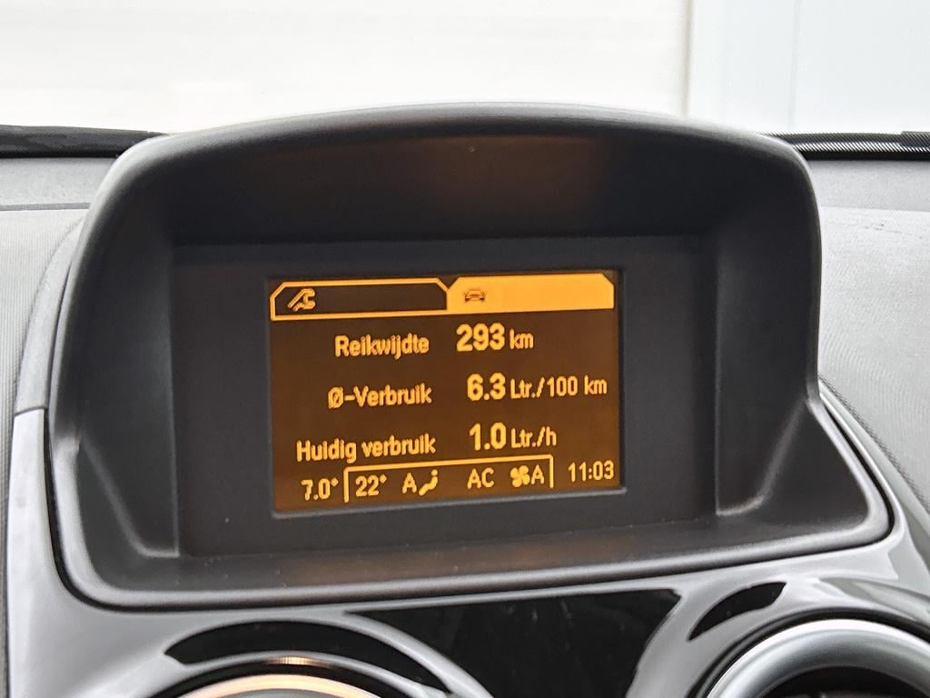 Opel Corsa 1.2-16v business+ | trekhaak | nieuwe apk |