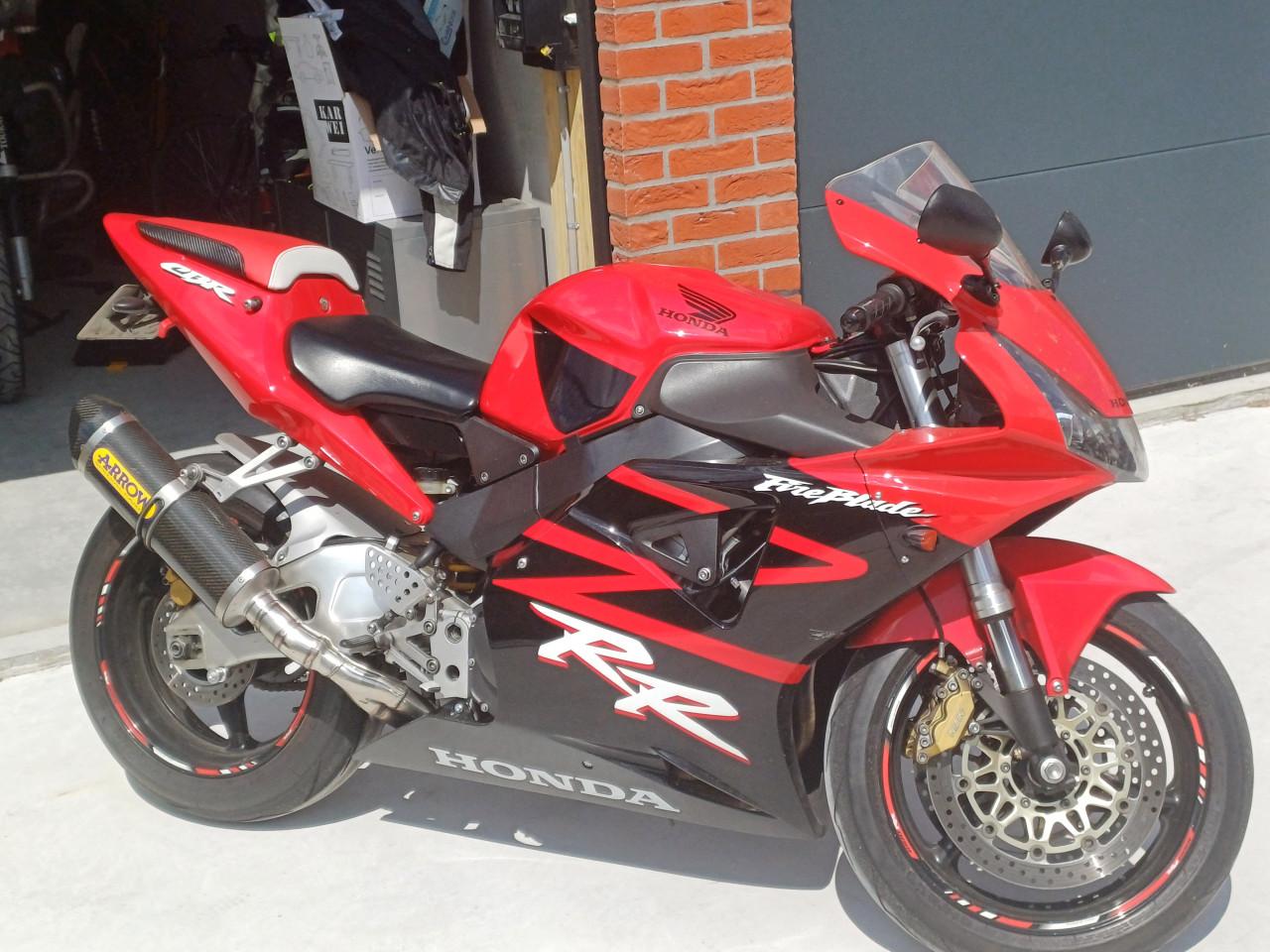 Honda CBR954RR 2002
