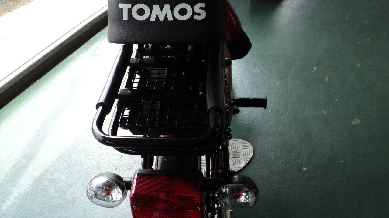 Tomos de Luxe E-start 45km gele plaat zo goed als nieuw