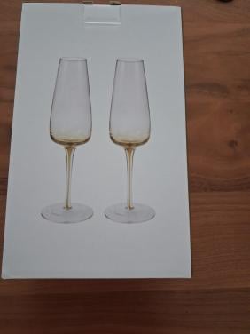 Champagne glazen nieuw
