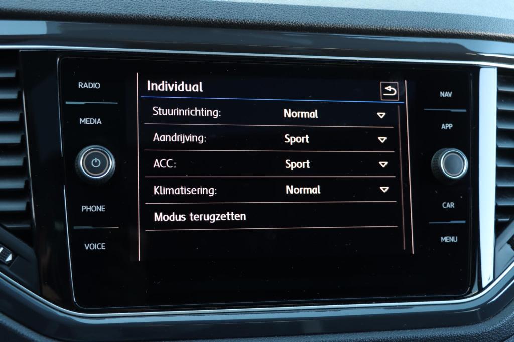 Volkswagen T-roc 1.0 tsi sport + executive 115pk