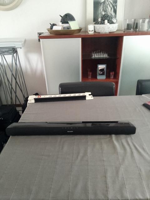 Sharp Sound Bar met ab-HDMI-Bluetooth-Optisch