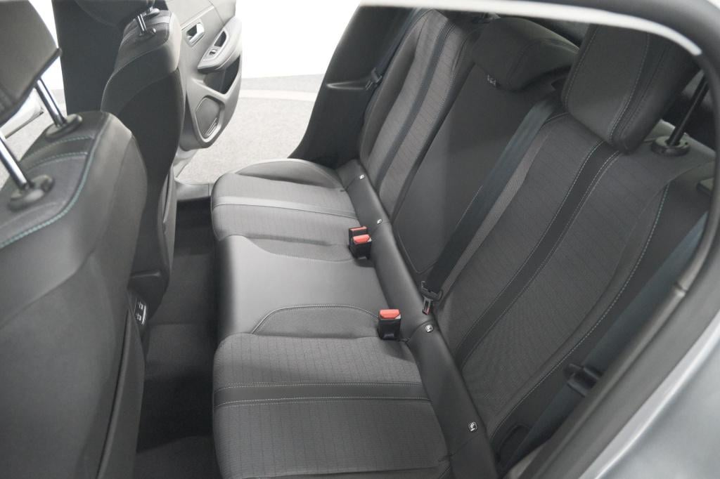 Peugeot 208 puretech 100 allure pack | camera | apple carplay | parkeersens