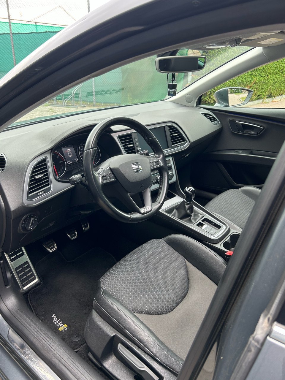 Seat Leon 1.4 TSI 125PK 2017 Grijs
