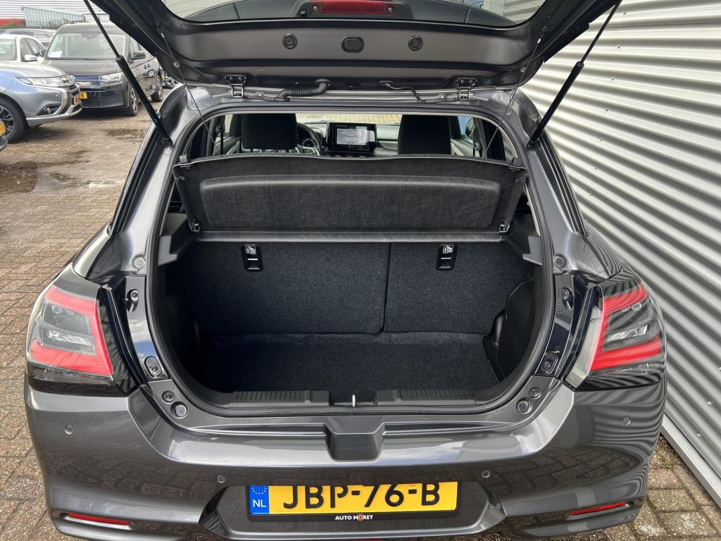 Suzuki Swift 1.2 style smart hybrid