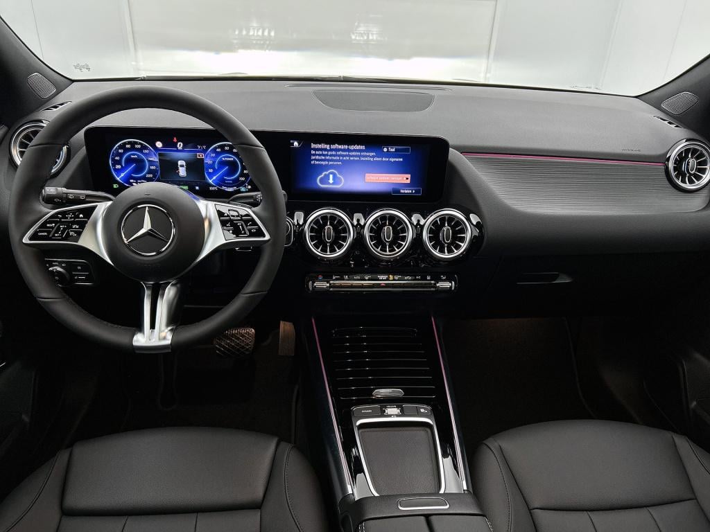Mercedes-Benz Eqa 250+ business solution luxury 71 kwh | trekhaak | winterp