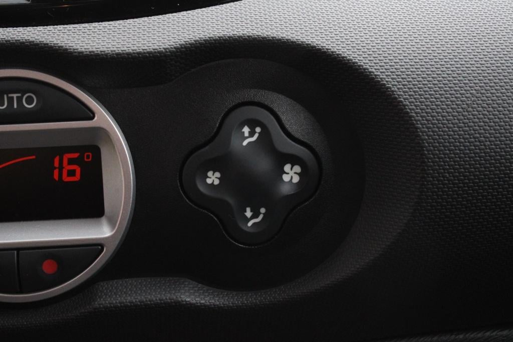 Renault Twingo van 1e eigenaar, lees tekst 1.2 16v dynamique