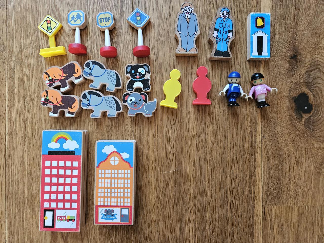 Houten treinbaan Brio en Eichhorn