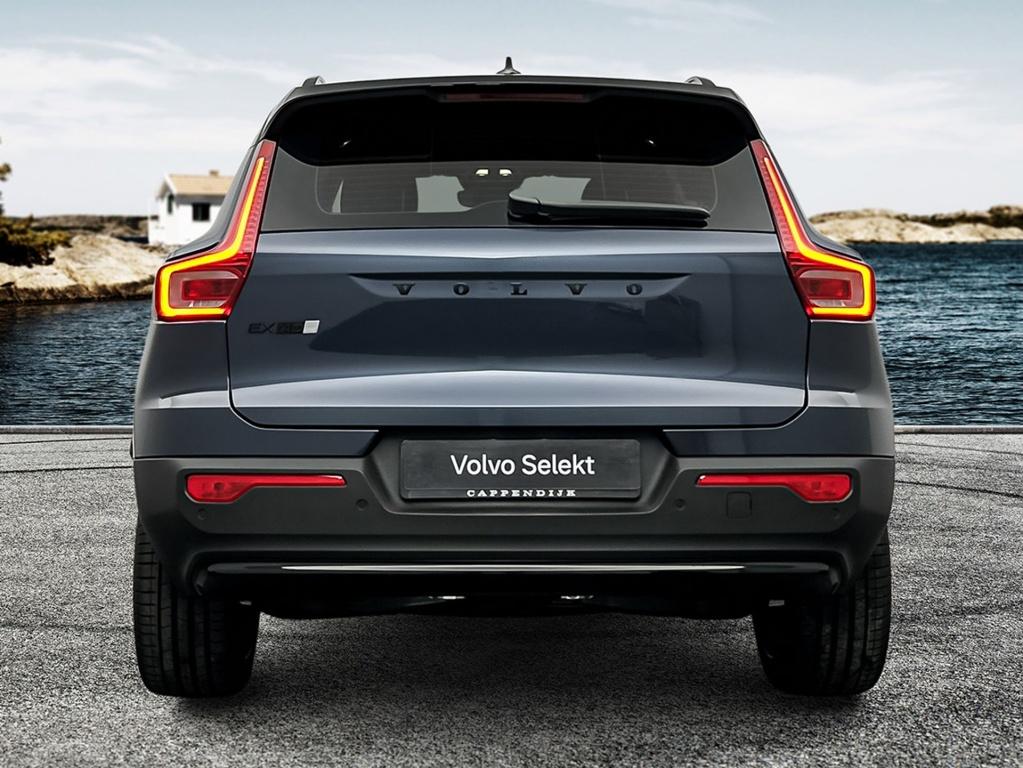 Volvo Ex40 extended range ultra black edition