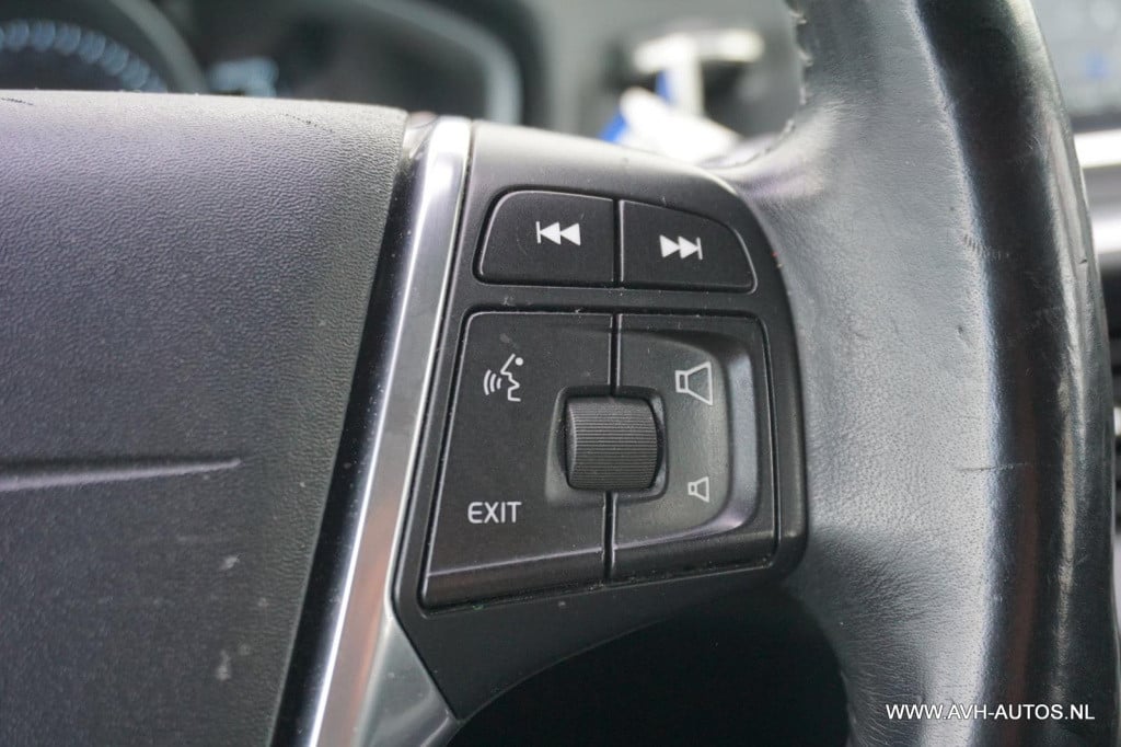 Volvo V40 2.0 d3 summum automaat