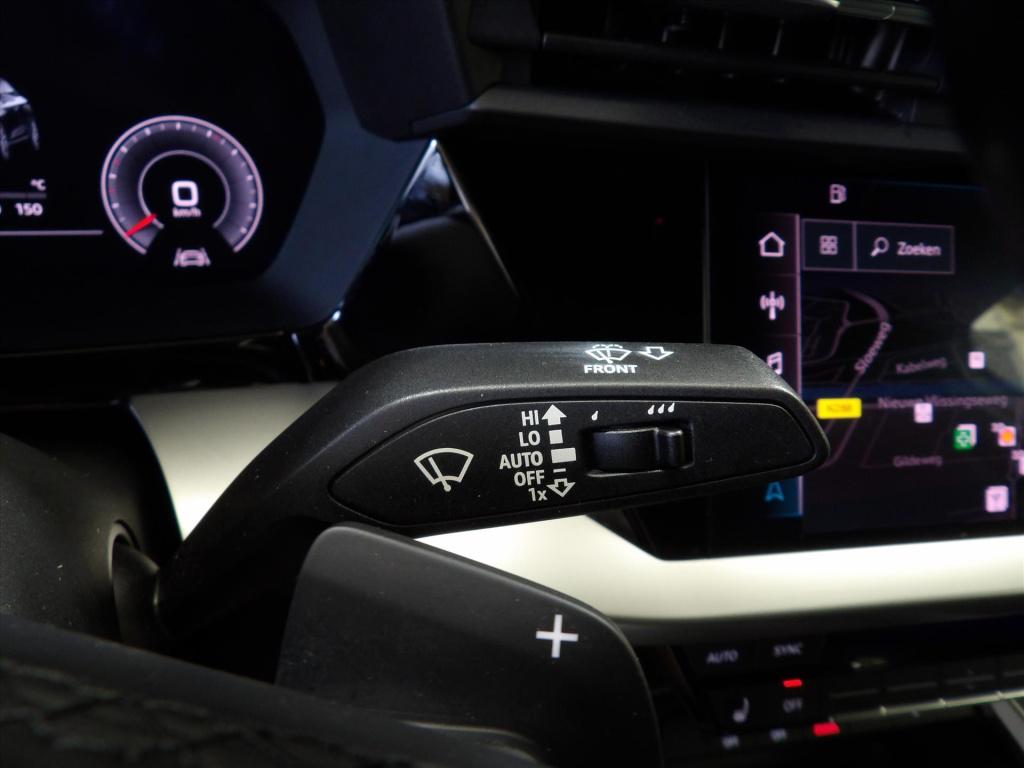 Audi A3 35 tfsi 150pk s tronic s line edition
