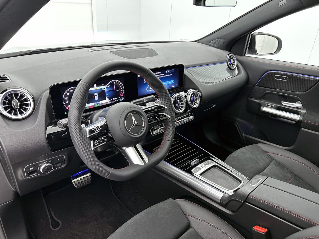 Mercedes-Benz Gla-klasse 250 e business solution amg | nightpakket | smartp