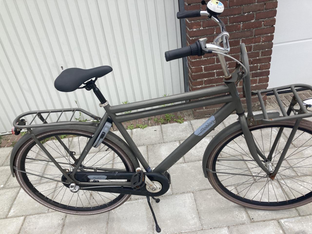 Mobion herenfiets met terugtraprem en 3 versnellingen.