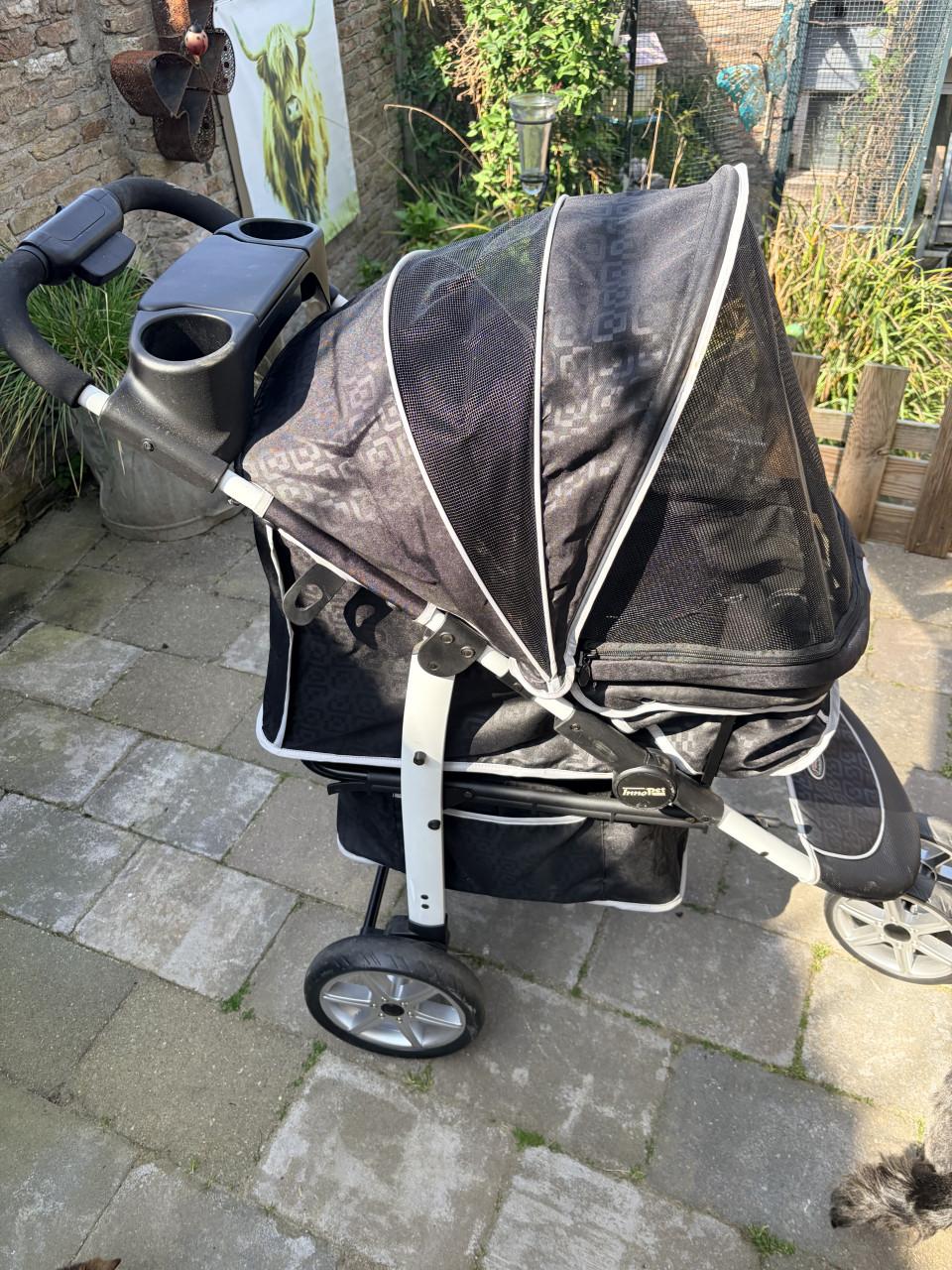 Inboort honden buggy