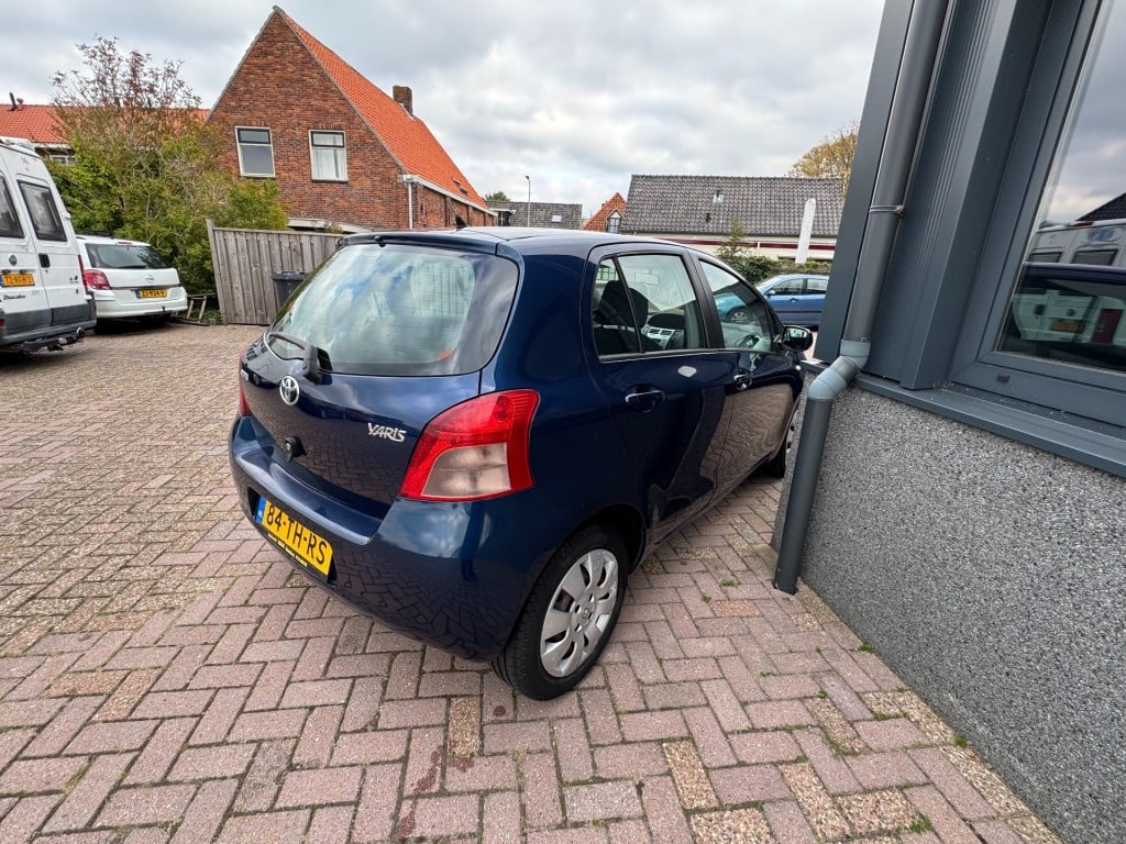 Toyota Yaris 1.3 vvti sol mmt automaat