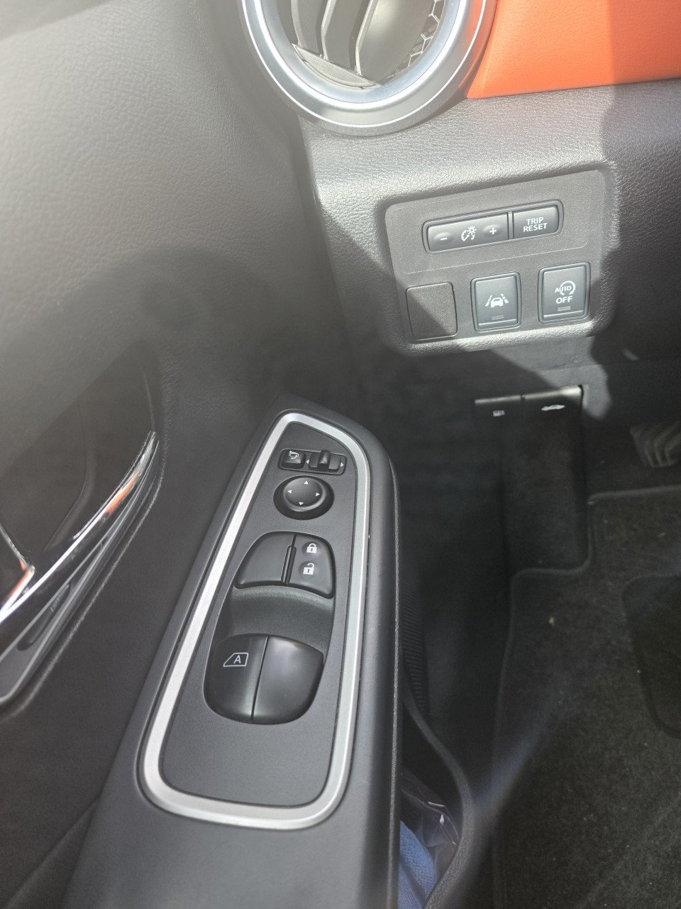 Nissan micra 0.9 dig-t  tekna bose
