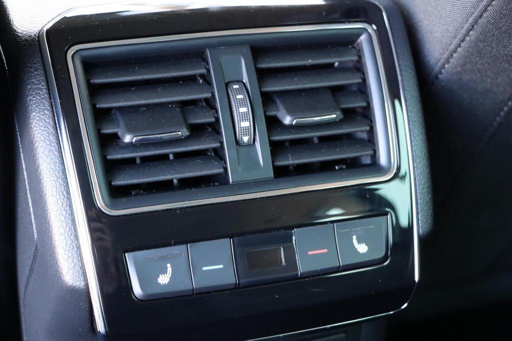 Skoda Superb combi 1.4 ehybrid style 218pk dsg6 | soh 93,1% | memory | stoe