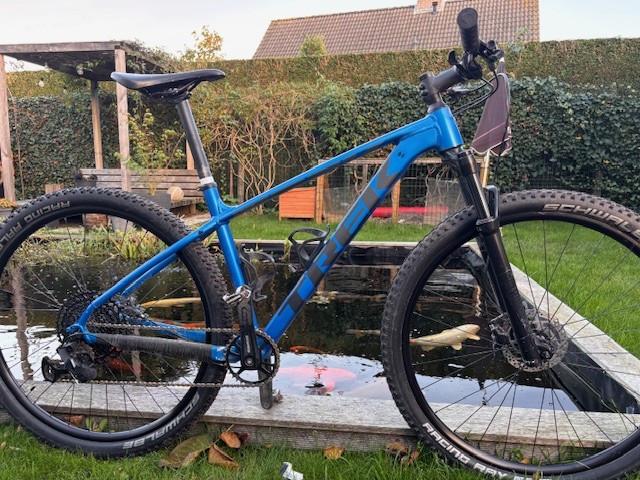 TREK X-Caliber 8
