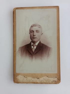 Kabinetfoto Henning Galerij "De Doelen" Middelburg