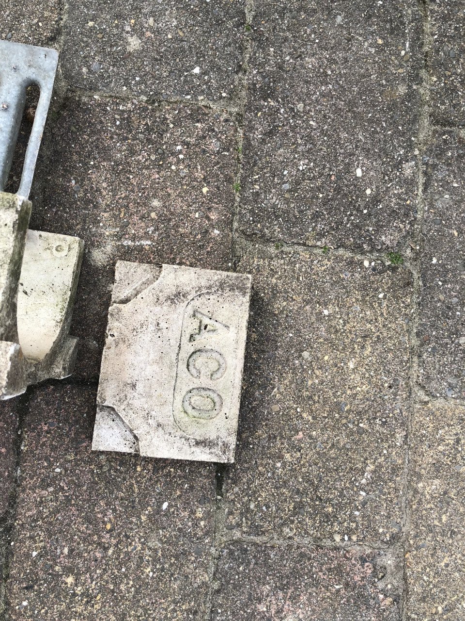 Te koop straat-terras drain ( lijngoot) merk ACO