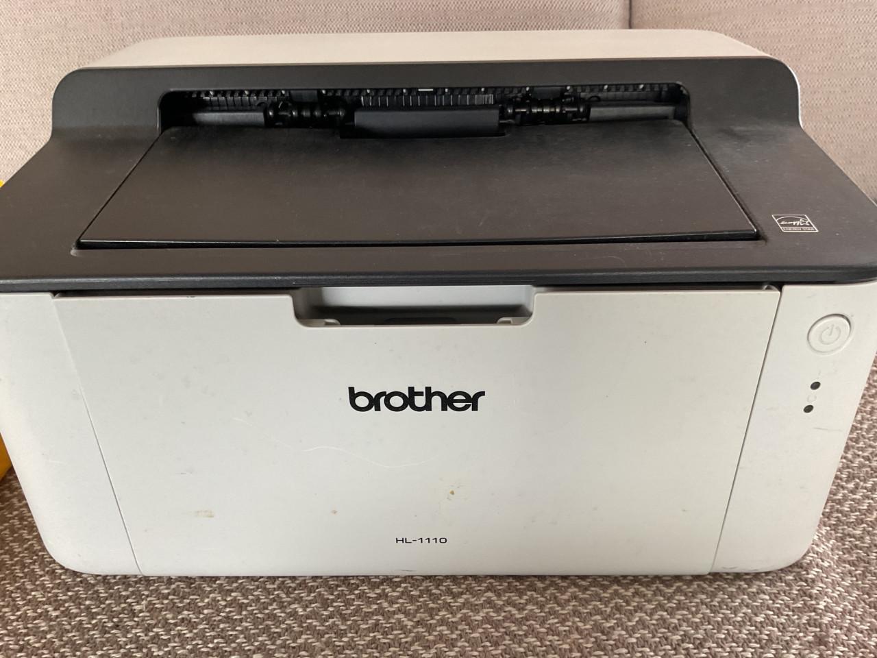 PRINTER   BROTHER HL 1110 + toner