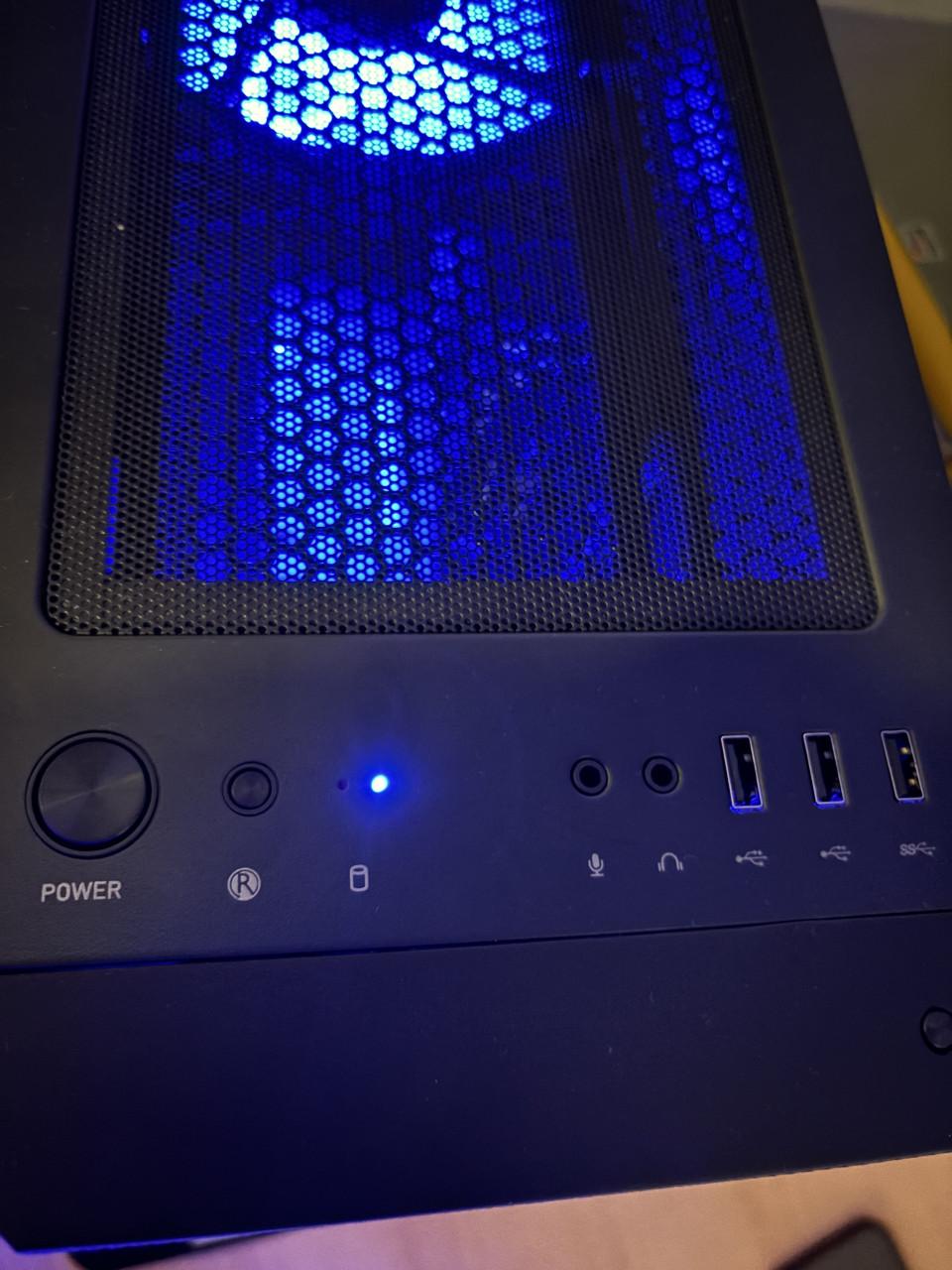 Game pc Intel i5 12400F en RX 7600